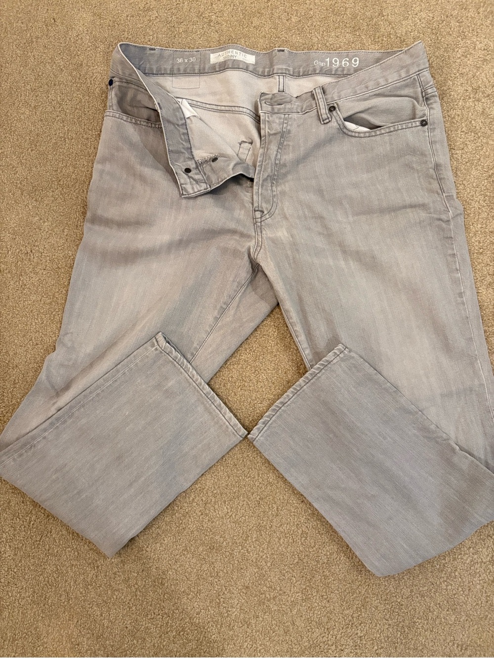 Men's Light Gray Gap Jeans